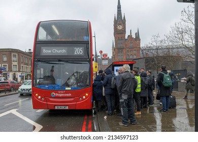 Transport Chaos, Tube Spree At King Cross Station, London, UK - Tuesday 1 Mar 2022