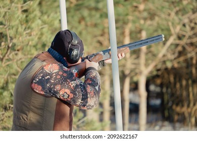 1,279 Trap Shooters Images, Stock Photos & Vectors | Shutterstock