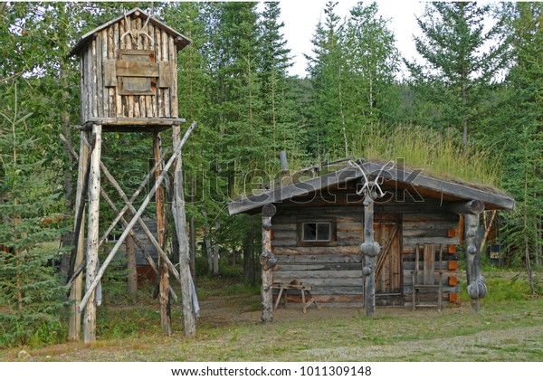 Trappers Cabin Food Cache Alaska Stock Photo Edit Now 1011309148