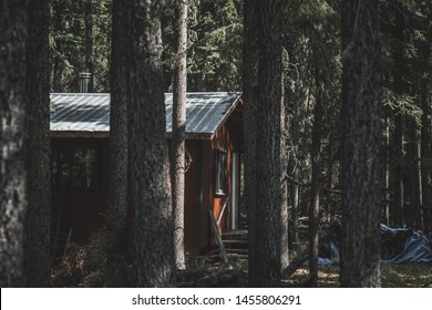 Trappers Cabin Images Stock Photos Vectors Shutterstock