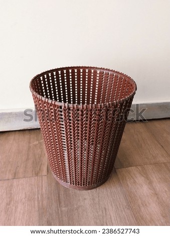 Trashbin wastebin garbagebin litterbasket trashbarrel trashcan wastebasket wastepaper basket dustbin rubbishbin wastematerial bin lata lixo, poubelle image cubo basura photo