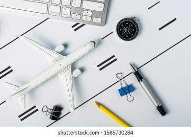 Back View Aircraft Flight Passenger Plane Stock Photo 1095235160 ...