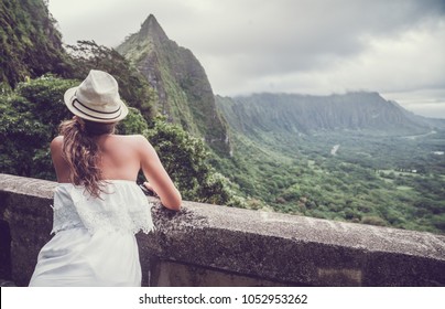 Travel Nature Hiker. Oahu Island Destination, Woman Tourist In Hawaii, USA.