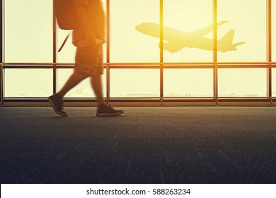 Travel Trip In Airport Concept, Motion Of Business Man At International Airports Moving To Terminal Gate For Airplane - Aerospace Industry Flight Connections,selective Focus,vintage Tone Color