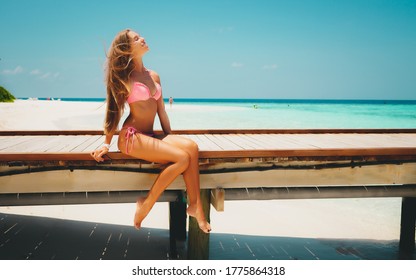 Sexy Wallpaper Bikini Girl の画像 写真素材 ベクター画像 Shutterstock