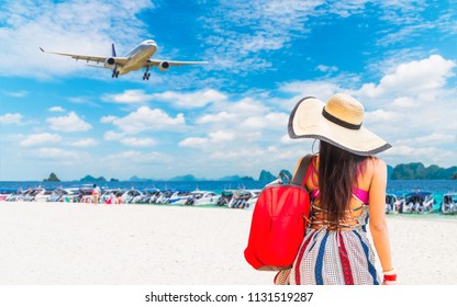 88,245 Airplane Beach Images, Stock Photos & Vectors 