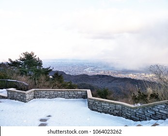 Traveling To The Beautiful Scenery With Snow And The Sea In The Winter Time At  Rokko Mountain At Mount Rokko In Kobe. Kansai Region Of Japan In The Evening