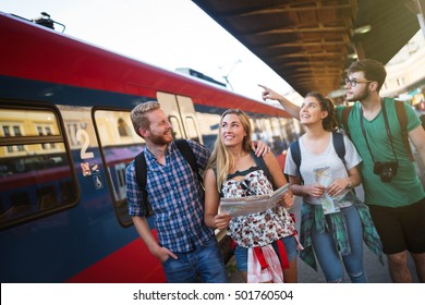 Traveling Tourist Backpacker  Friends Exploring Europe