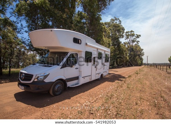 Travelling Western\
Australia; 08/12/2016: Travelling Western Australia with Motorhome\
during summer 2016