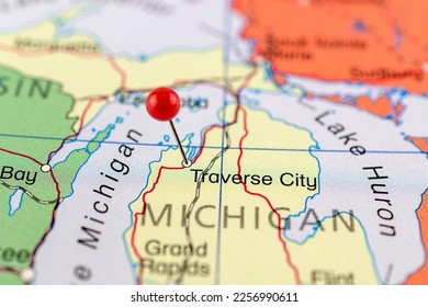 Traverse City pin map. Close up of Traverse City map with red pin. Map with red pin point of Traverse City in USA, Michigan. - Shutterstock ID 2256990611