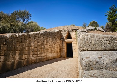 Treasure Chamber Of Clytemnestra Tomb Of Atreus In Mykines