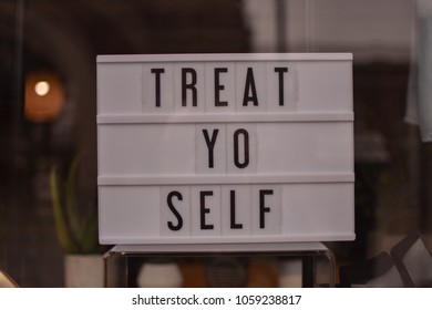 Treat Joe'self - Etsy