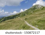 A trekking path