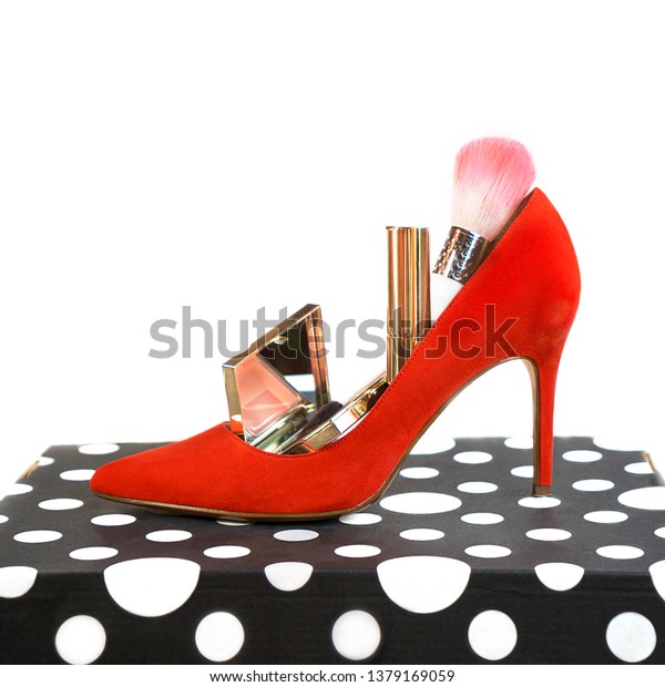 trendy red shoes