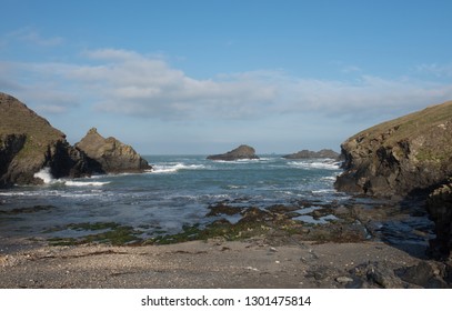 Trescore Islands off Porth Mear, a Rocky Cove near Porthcothan on the South West Coast Path Between Padstow and Newquay in Rural Cornwall, England, UK
