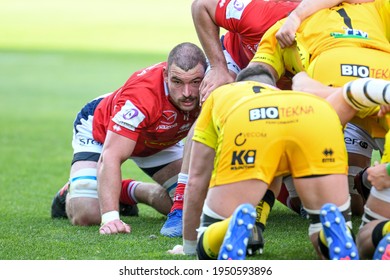 Treviso, Italy, April 03, 2021, Romain Briatte (Agen) During A Scrum During Rugby Challenge Cup Benetton Treviso Vs SUA LG Agen