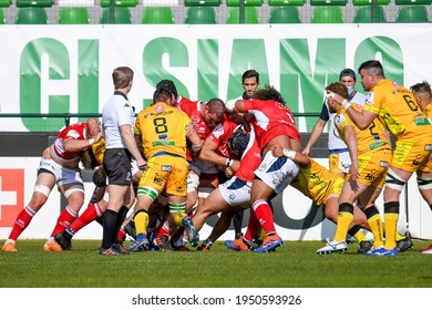 Treviso, Italy, April 03, 2021, Maul During Rugby Challenge Cup Benetton Treviso Vs SUA LG Agen