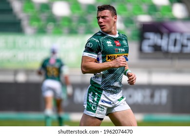 Treviso, Italy, April 24, 2021, Paolo Garbisi (Benetton Treviso) during Rugby Guinness Pro 14 match Rainbow Cup 2021 - Benetton Treviso vs Glasgow Warriors