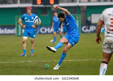 Treviso, Italy, January 18 2020 Ross Byrne (leinster) During Benetton Treviso Vs Leinster Rugby Rugby Heineken Champions Cup