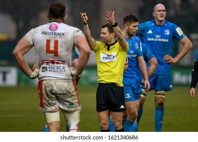 Treviso, Italy, January 18 2020 Referee Karl Dickson (eng) During Benetton Treviso Vs Leinster Rugby Rugby Heineken Champions Cup