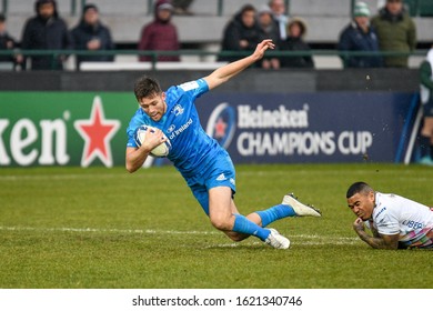 Treviso, Italy, January 18 2020 Ross Byrne (leinster) During Benetton Treviso Vs Leinster Rugby Rugby Heineken Champions Cup