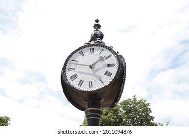 アンティーク時計 イラスト の写真素材 画像 写真 Shutterstock