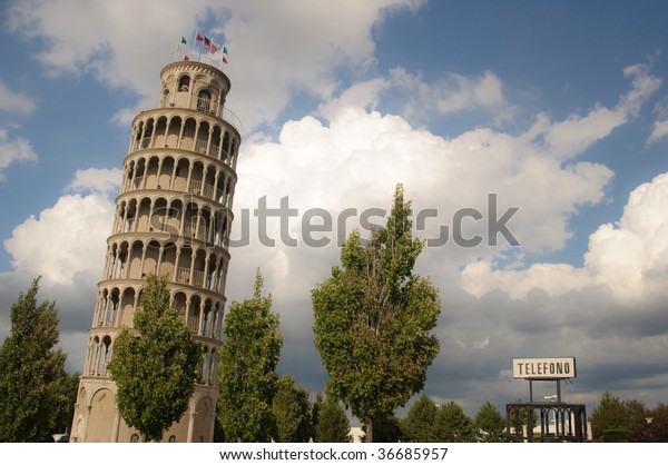 leaning tower of pizza delivery area