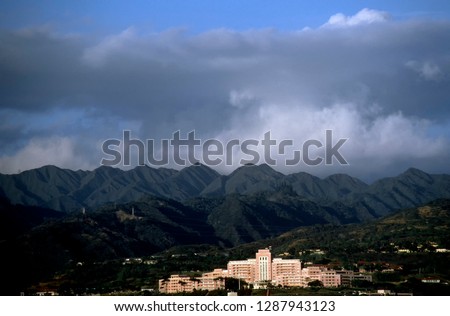 Tripler Army Medical Center, Moanalua Ridge, Koolau Mountains, Oahu, Hawaii, USA