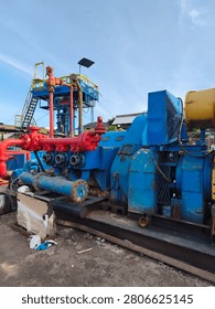 Triplex mud pump powered by a 16-cylinder engine, delivering reliable high-pressure fluid circulation for demanding oil and gas drilling operations with strength, efficiency, and consistent performance.