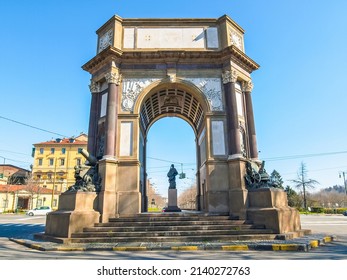 Triumphal Arch at Parco Del Valentino in Turin, Italy HDR