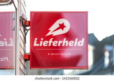 Lieferheld Images Stock Photos Vectors Shutterstock