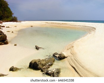 Tropical beach in Thailand - Shutterstock ID 646541338