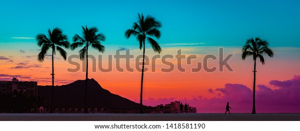 Tropical Paradie\
Art Sunrise in Waikiki\
Hawaii