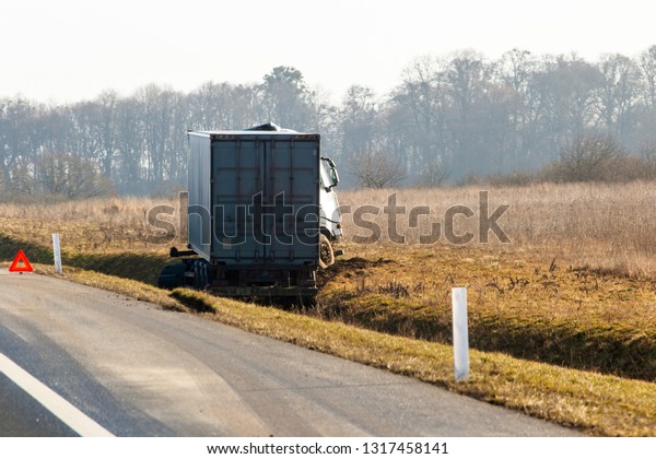 truck\
accident crashed out of the way into a\
ditch