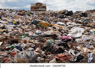 Truck managing garbage in a landfill site