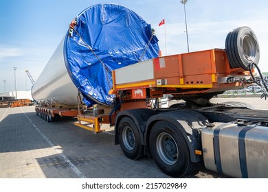 Truck Transporting Heavy, Bulky And Oversized Cargo