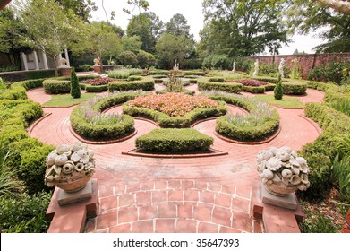 Tryon Palace Gardens