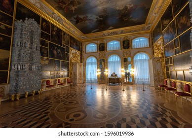 Tsarskoye Selo (Pushkin), Saint Petersburg, Russia - 28 November, 2019:  Baroque Golden Interior Of The Catherine Palace, Located In The Town Of Tsarskoe Selo. Russian Residence Of Romanov Tsars