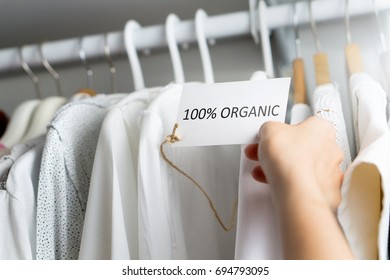 T-shirt made of 100% organic materials. 