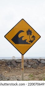 Tsunami Warning Signs In Beach