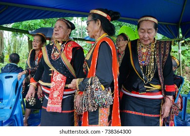 1,322 Dusun tindal people Images, Stock Photos & Vectors | Shutterstock