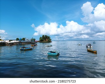 Tukung Island View In Balikpapan Bay