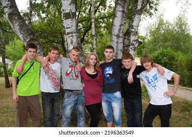 Tula, Tula Region, Russia - 08.10.2017: Meeting Of School Children. The Beginning Of The School Year. Teens. Return To School. High School. A Teacher With Students. A Group Of People