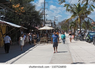 TULUM, MEXICO-MARCH 04, 2018: Restaurants And Tourists On Avenida Tulum, Tulum, Quintana Roo, Mexico