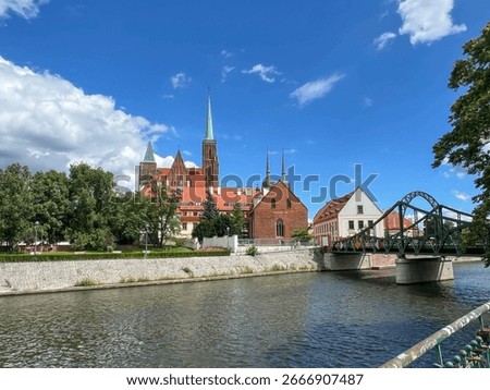 The Tumski Bridge over the Oder River as a crossing from Piasek Island to Ostrow Tumski in Wroclaw, Poland.