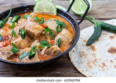 Tuna Curry With Green Chili Pepper And Naan Bread