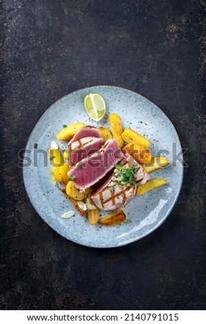 Tuna Steak tataki with Fries