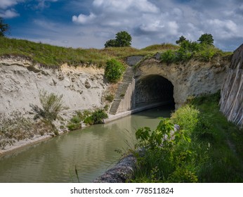 Tunnel Du Malpas