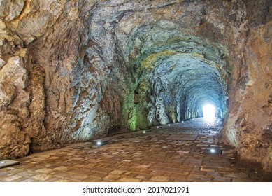 Tunnel To The Underground Lake 