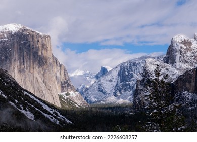 The tunnel View vista point at Yosemite National Park  with snow in California's Yosemite National Park, USA, California,
